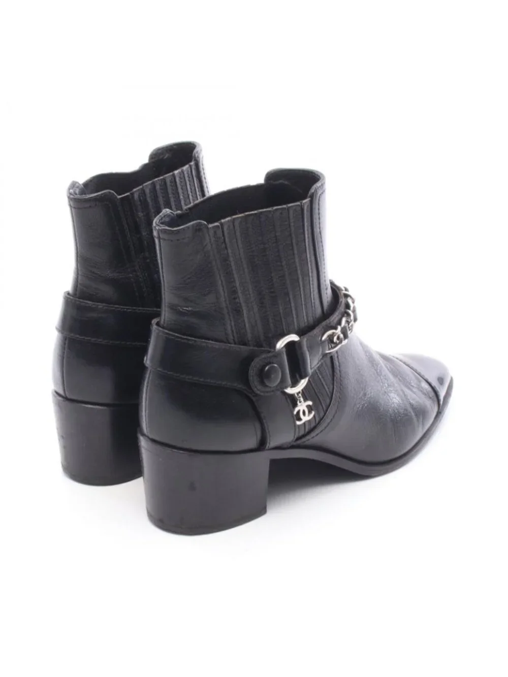 Chanel Boots CC Logo Chain Short Leather Patent